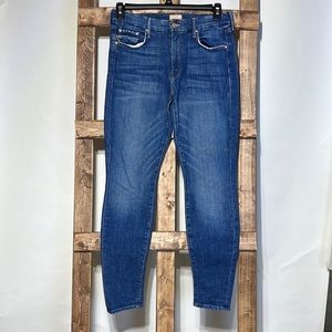 MOTHER Women Skinny Jeans in Medium Blue Wash